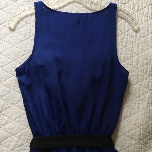 Express Dress - Picture 5 of 8